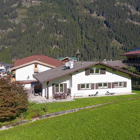 Alpesi faház Ahorn *